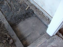 Původní podlaha - betonová deska